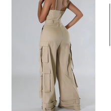 Load image into Gallery viewer, Sleeveless Cargo Jumper (Tan)
